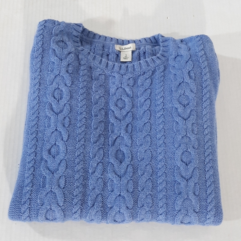 L.L. Bean Blue Cable Knit Sweater - Crew Neck